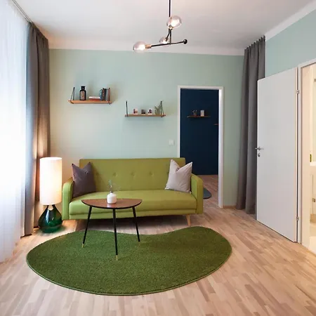 Nicht Weit Von Der Donau